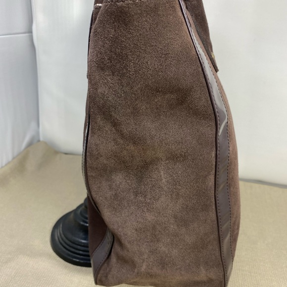 GAP BROWN SUEDE LEATHER TOTE W/FAUX PATENT TRIM - Picture 3 of 8